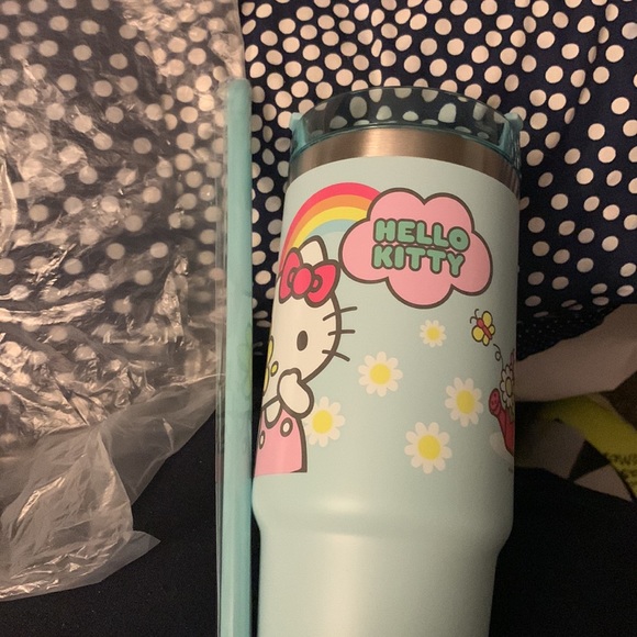 Brand new 900 ml aluminum tumbler hard too find hello kitty! Brand new with box. - Picture 3 of 4